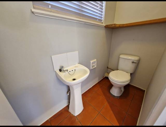 3 BEDROOM HOUSE RENTED IN DAWNCLIFFE